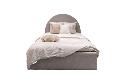Bedroom 909