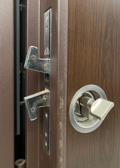 Armored Doors (1015)