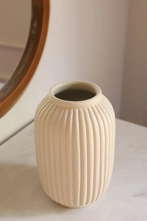 Canna Vase C-25